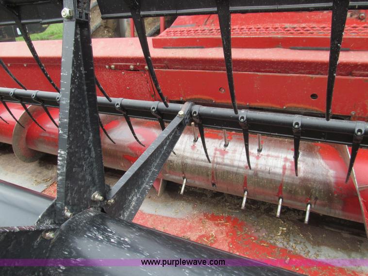 image for item I8981 2006 Case IH 1020 head
