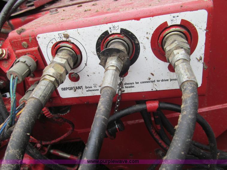 image for item I8981 2006 Case IH 1020 head