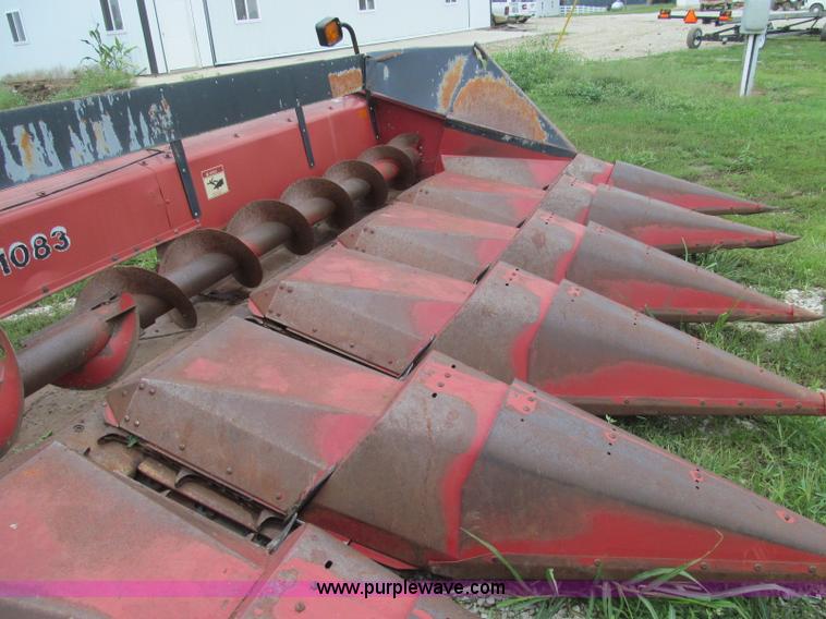 image for item I8982 Case IH 1083 corn head