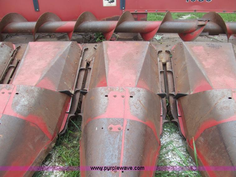 image for item I8982 Case IH 1083 corn head