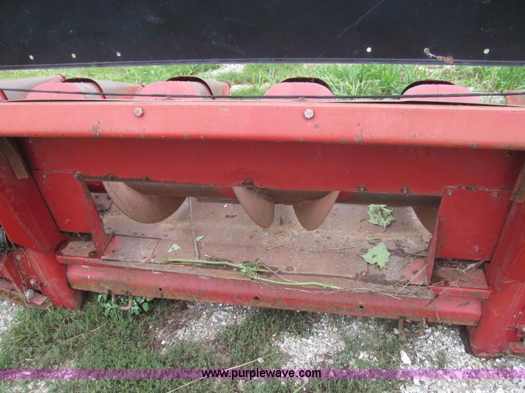 image for item I8982 Case IH 1083 corn head
