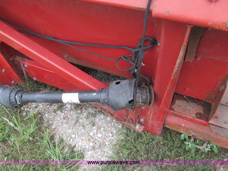 image for item I8982 Case IH 1083 corn head