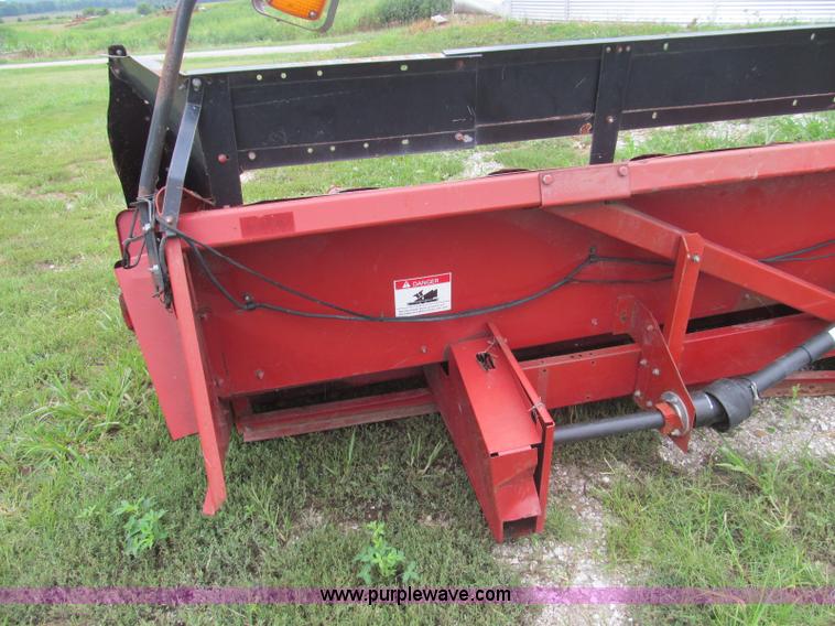 image for item I8982 Case IH 1083 corn head