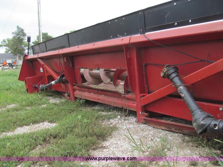 image for item I8982 Case IH 1083 corn head