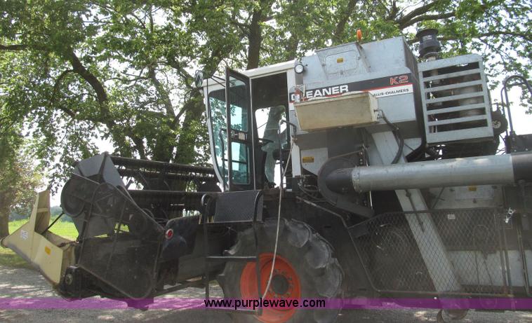image for item I8986 1978 Allis-Chalmers Gleaner K2 combine