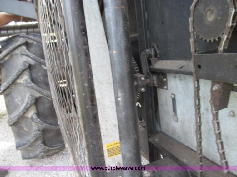 image for item I8986 1978 Allis-Chalmers Gleaner K2 combine