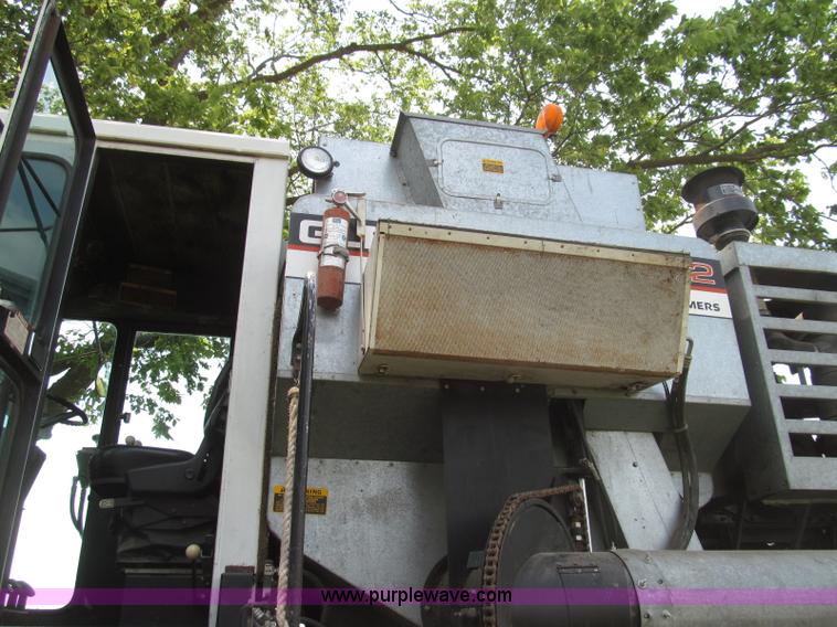 image for item I8986 1978 Allis-Chalmers Gleaner K2 combine