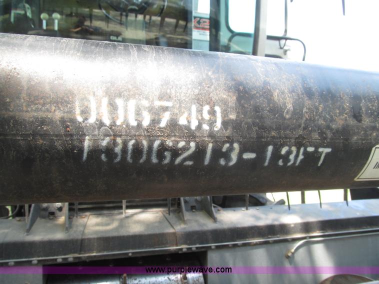 image for item I8986 1978 Allis-Chalmers Gleaner K2 combine