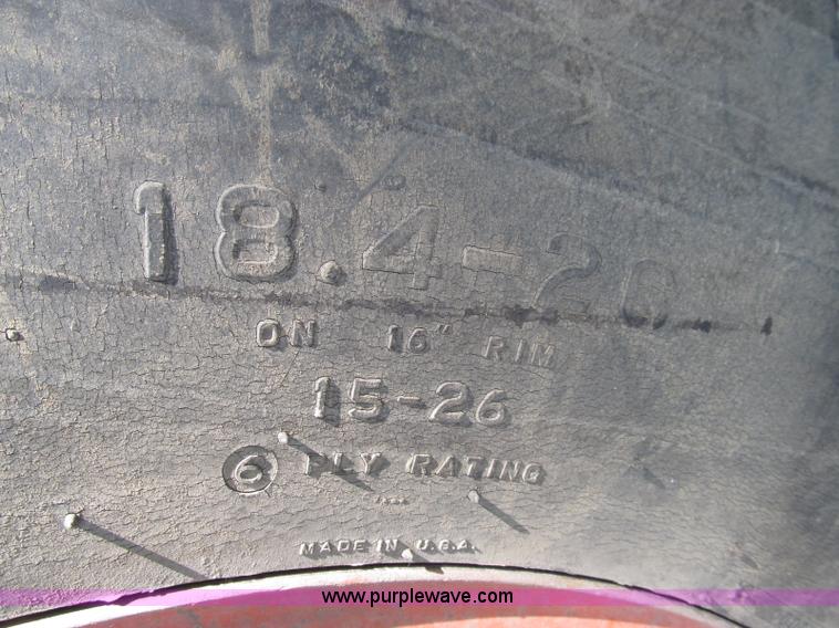 image for item I8986 1978 Allis-Chalmers Gleaner K2 combine