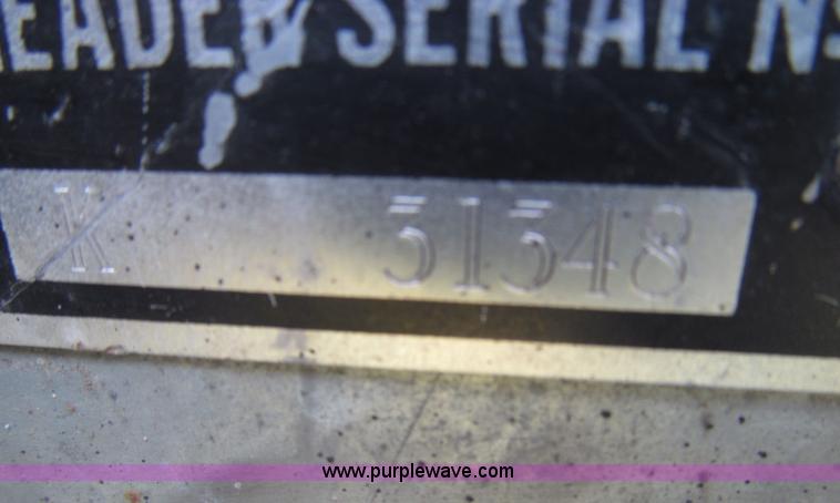 image for item I8986 1978 Allis-Chalmers Gleaner K2 combine