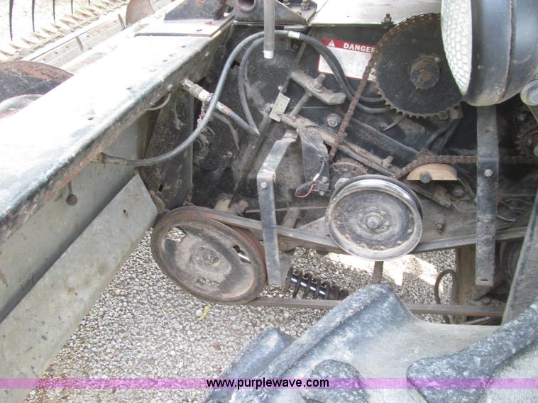 image for item I8986 1978 Allis-Chalmers Gleaner K2 combine