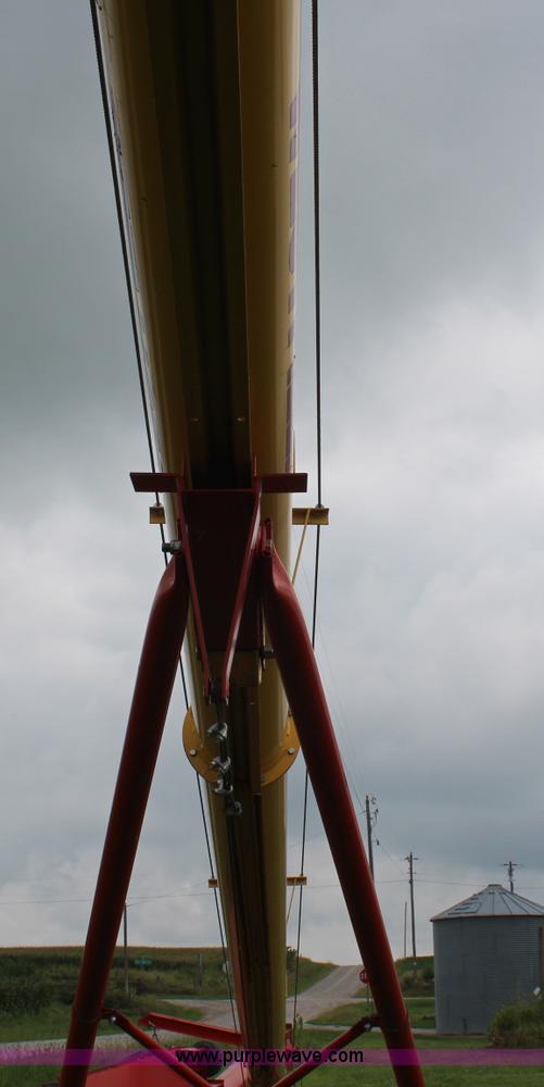 image for item J1062 Westfield MK100-61 grain auger