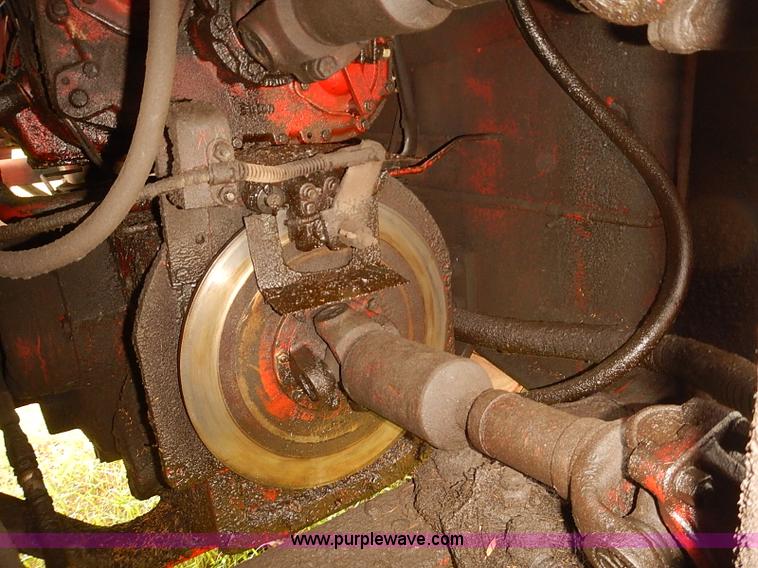 image for item J1124 1978 International 4386 tractor