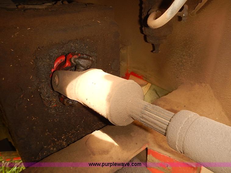 image for item J1124 1978 International 4386 tractor