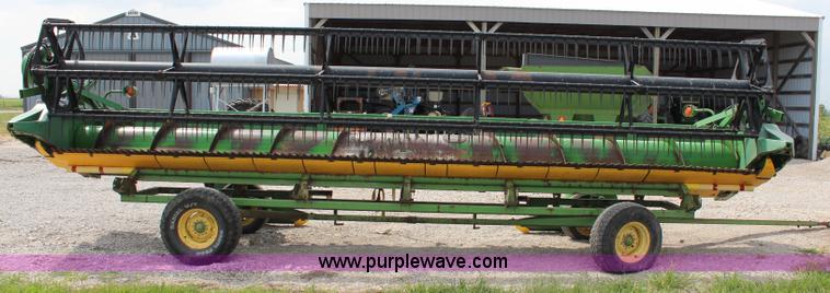 image for item J2009 1997 John Deere 925 flex platform head