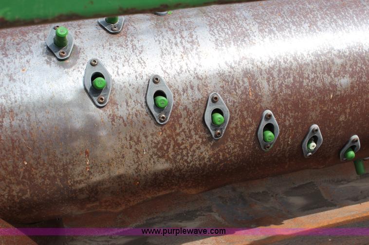 image for item J2009 1997 John Deere 925 flex platform head