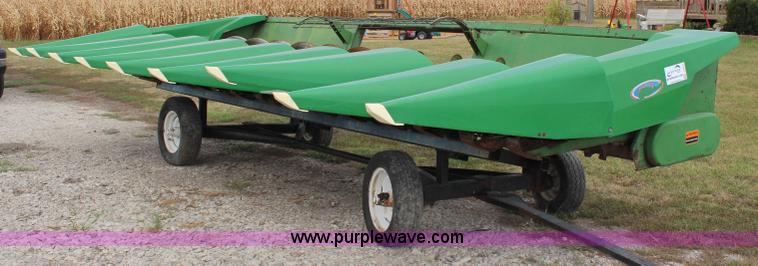 image for item J2010 John Deere corn head