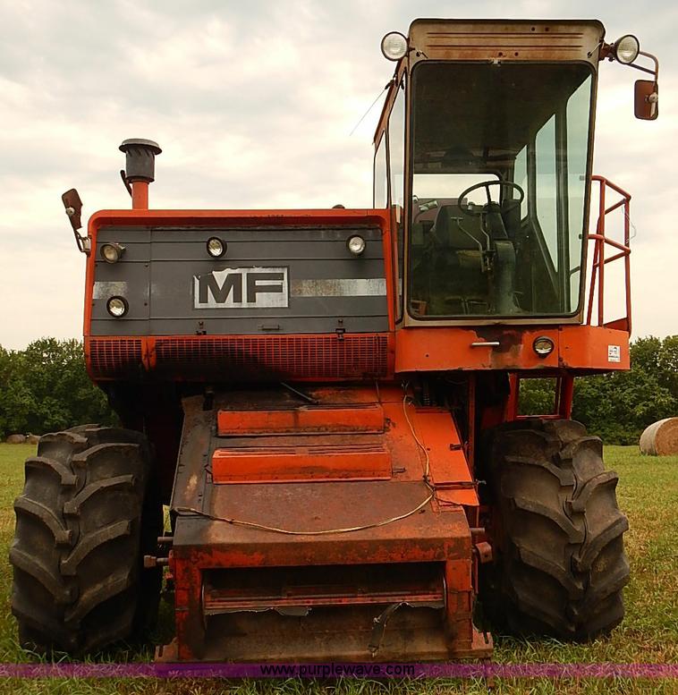 image for item J2062 Massey Ferguson 750 combine