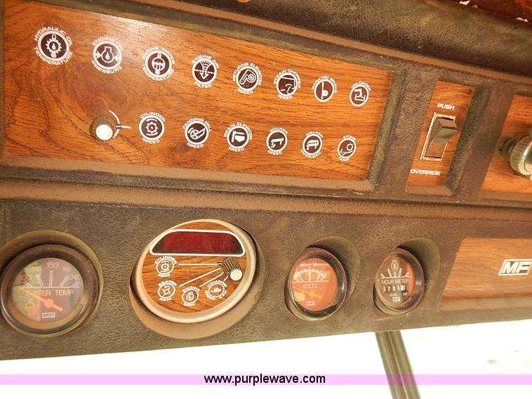 image for item J2062 Massey Ferguson 750 combine