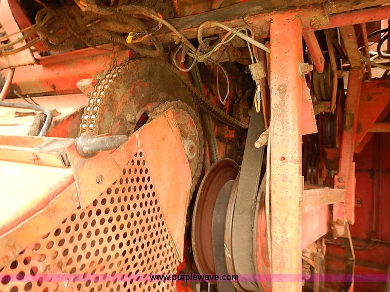 image for item J2062 Massey Ferguson 750 combine