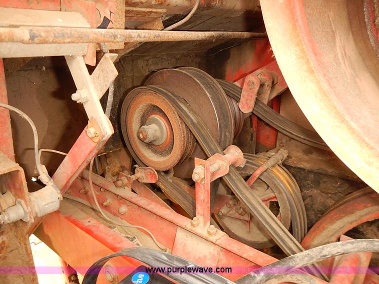 image for item J2062 Massey Ferguson 750 combine