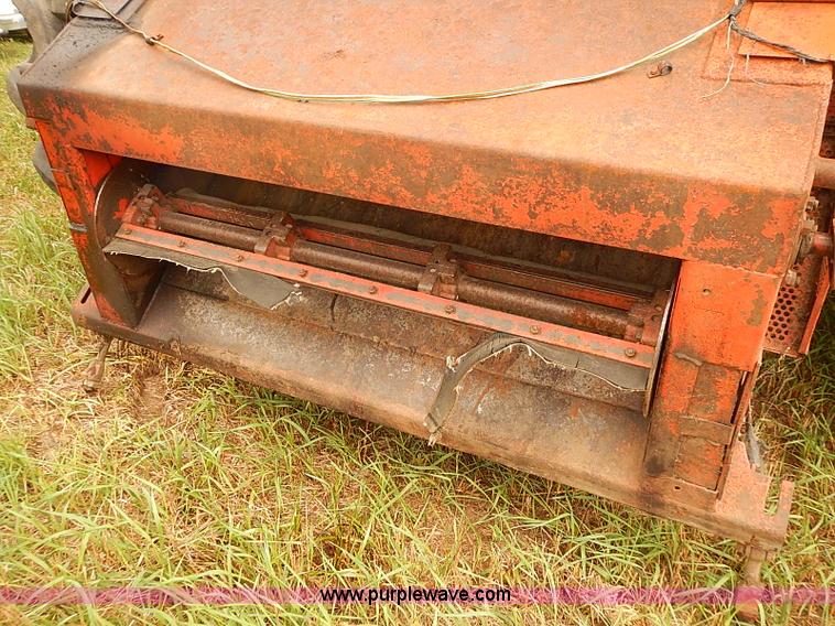 image for item J2062 Massey Ferguson 750 combine