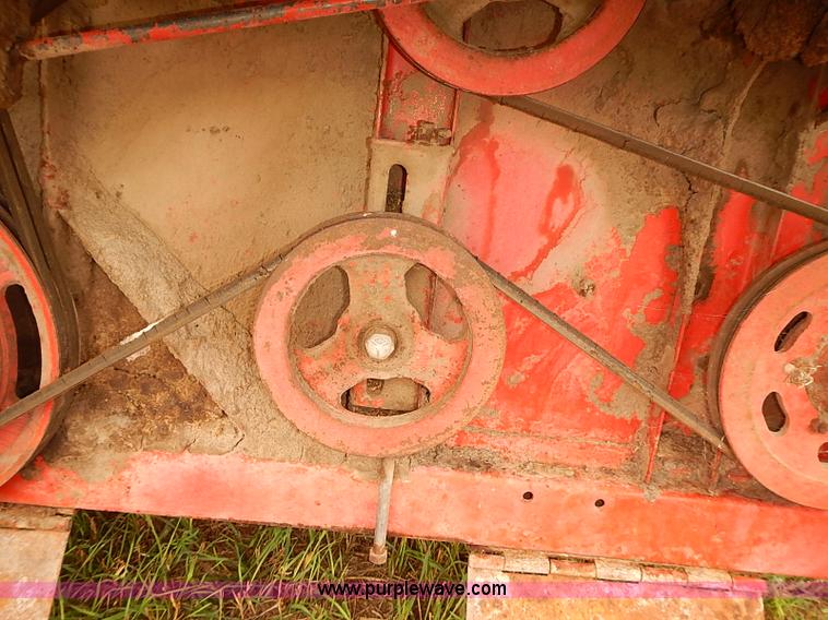 image for item J2062 Massey Ferguson 750 combine