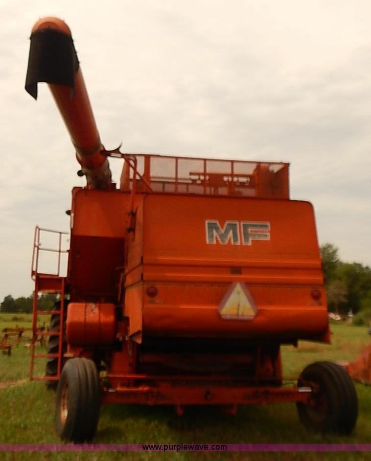 image for item J2075 Massey Ferguson 760 combine