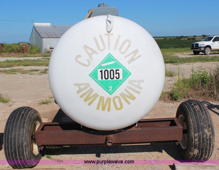 image for item J2152 Anhydrous tank with running gear