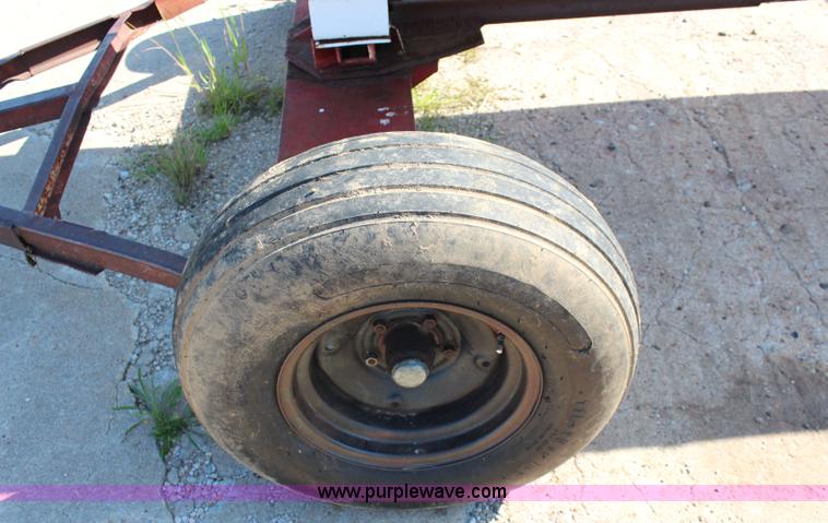 image for item J2152 Anhydrous tank with running gear