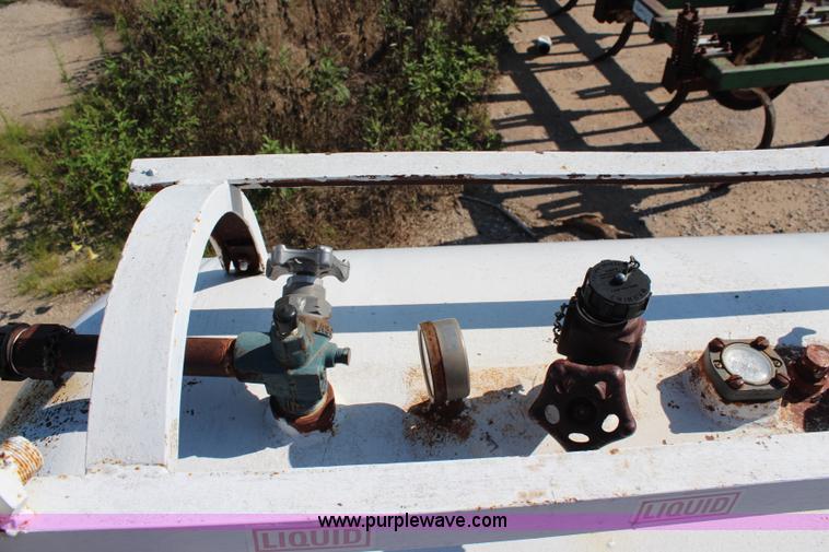 image for item J2152 Anhydrous tank with running gear