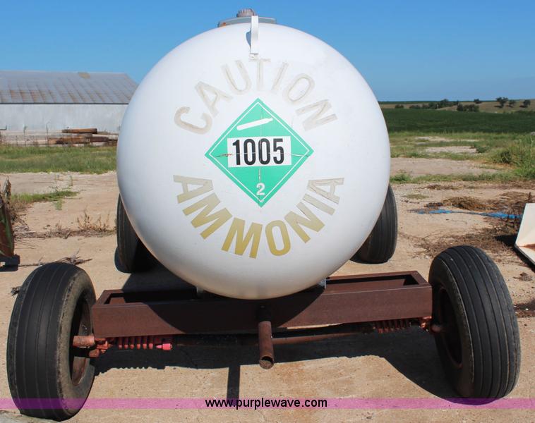 image for item J2153 Anhydrous tank with running gear