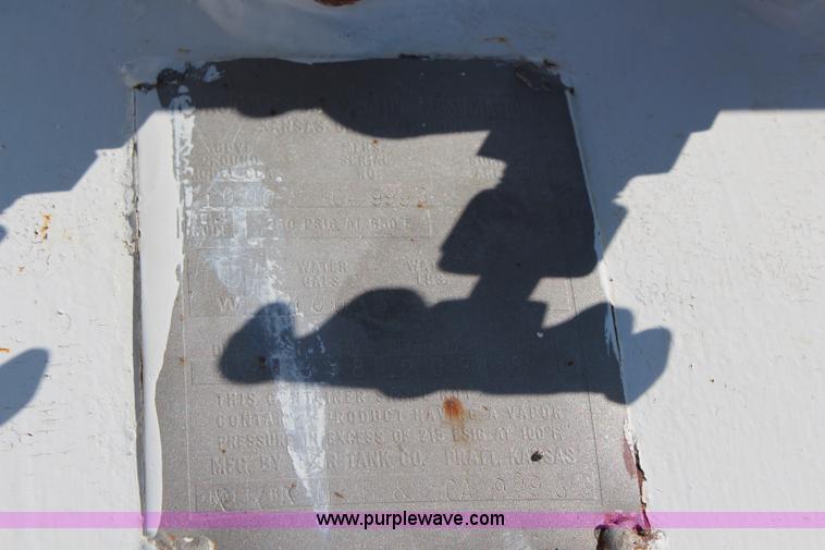 image for item J2153 Anhydrous tank with running gear