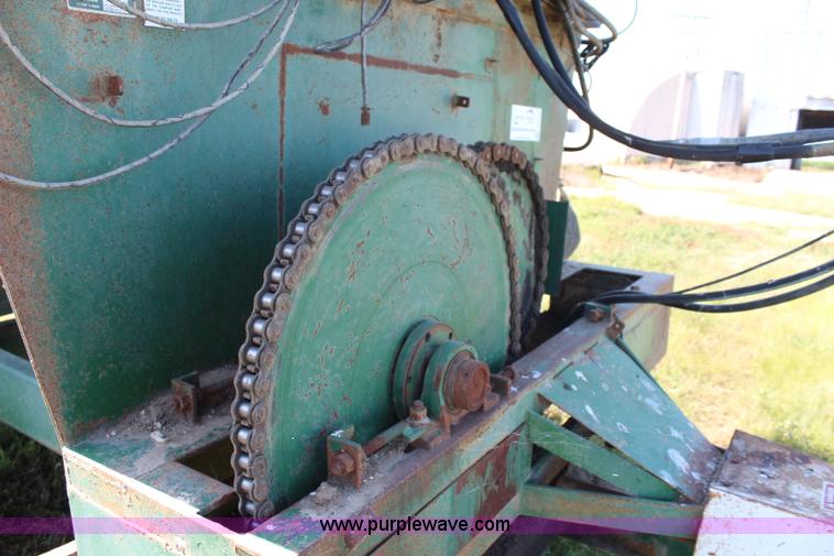 image for item J2154 Henke H14 mixer wagon