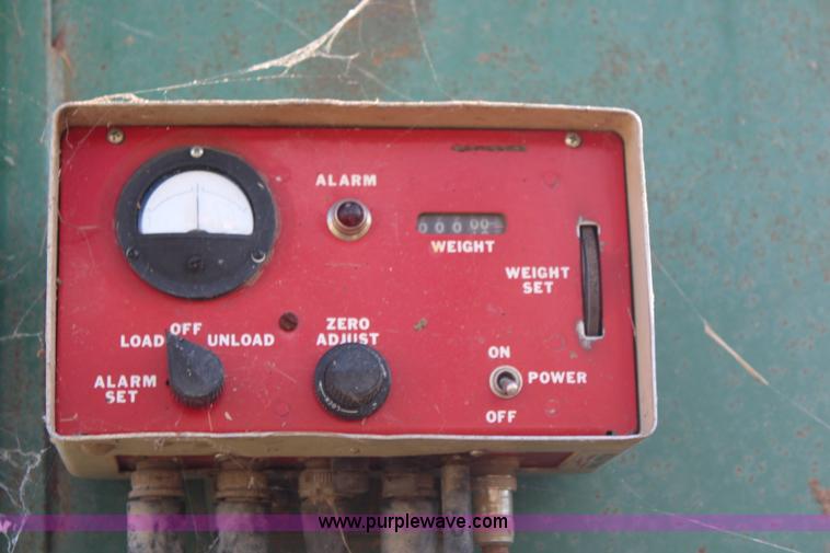 image for item J2154 Henke H14 mixer wagon