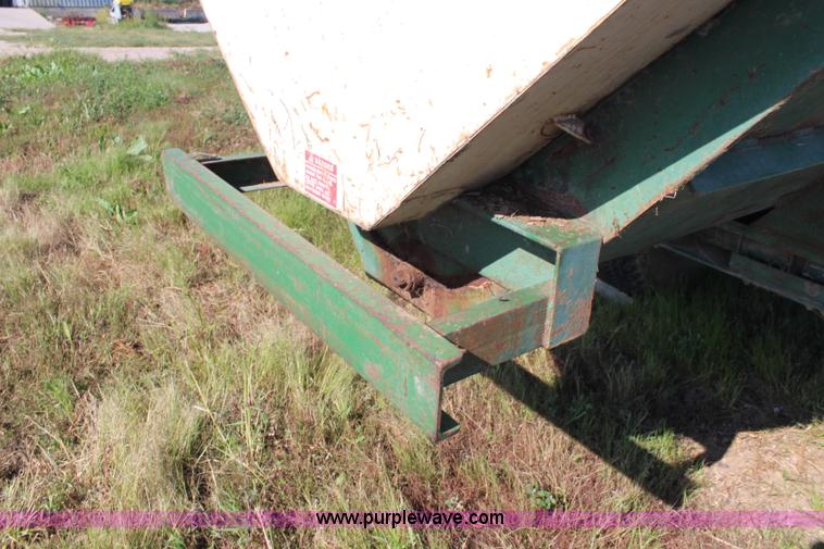 image for item J2154 Henke H14 mixer wagon