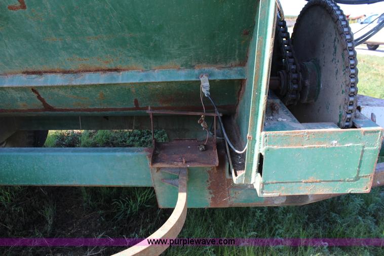 image for item J2154 Henke H14 mixer wagon