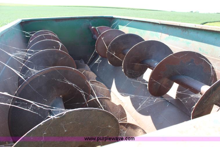 image for item J2154 Henke H14 mixer wagon