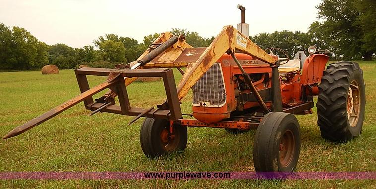 image for item J2180 1966 Allis Chalmers D17 Series IV tractor