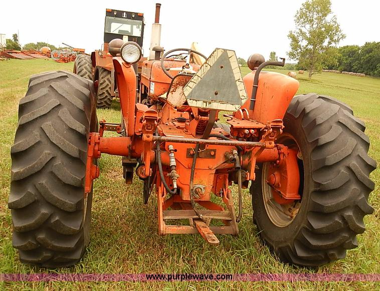 image for item J2180 1966 Allis Chalmers D17 Series IV tractor
