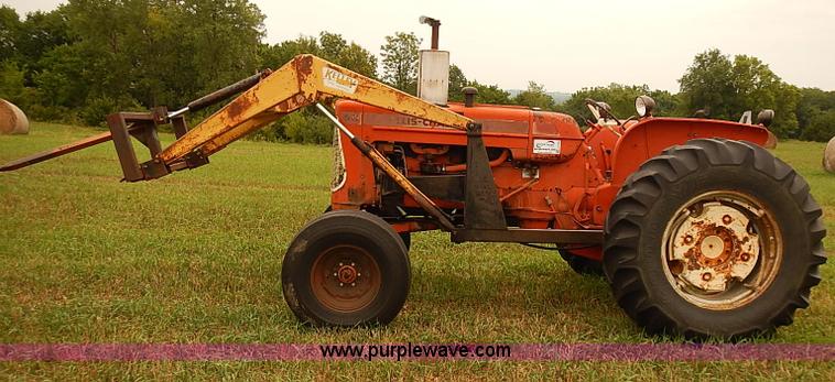 image for item J2180 1966 Allis Chalmers D17 Series IV tractor