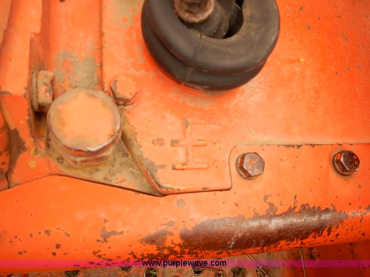 image for item J2180 1966 Allis Chalmers D17 Series IV tractor