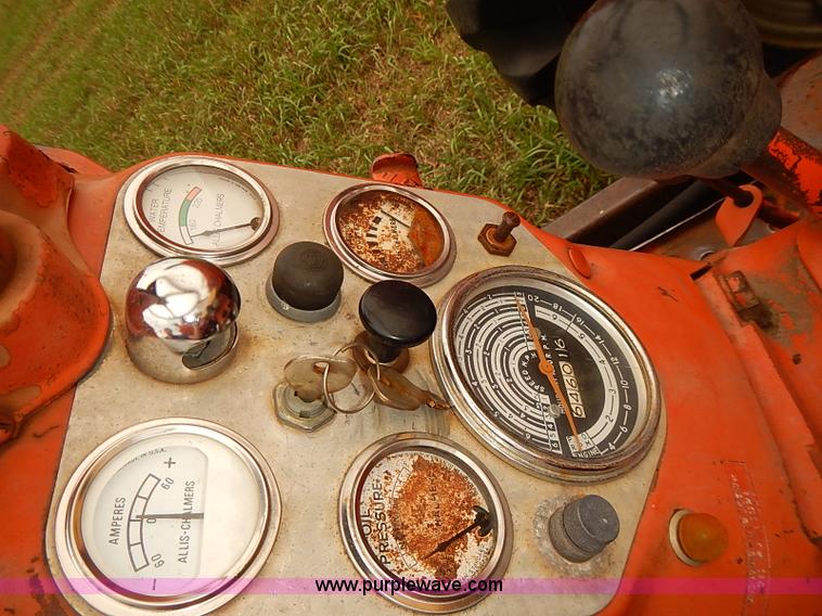 image for item J2180 1966 Allis Chalmers D17 Series IV tractor