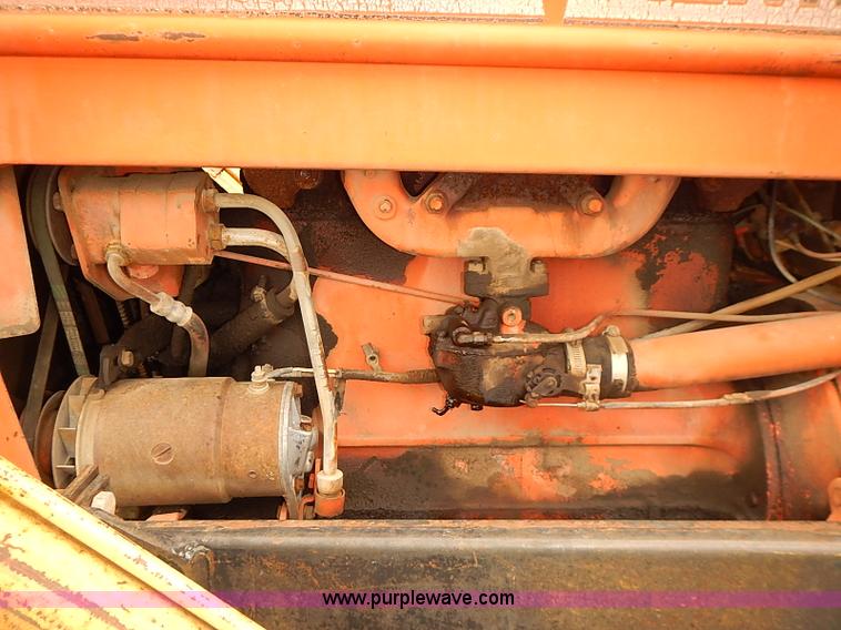 image for item J2180 1966 Allis Chalmers D17 Series IV tractor