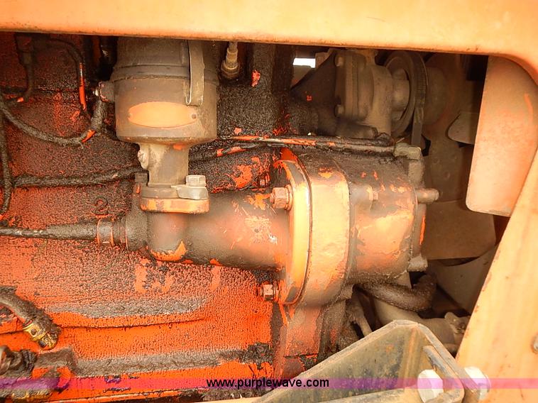 image for item J2180 1966 Allis Chalmers D17 Series IV tractor