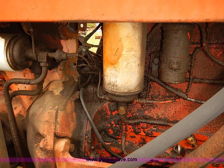 image for item J2180 1966 Allis Chalmers D17 Series IV tractor