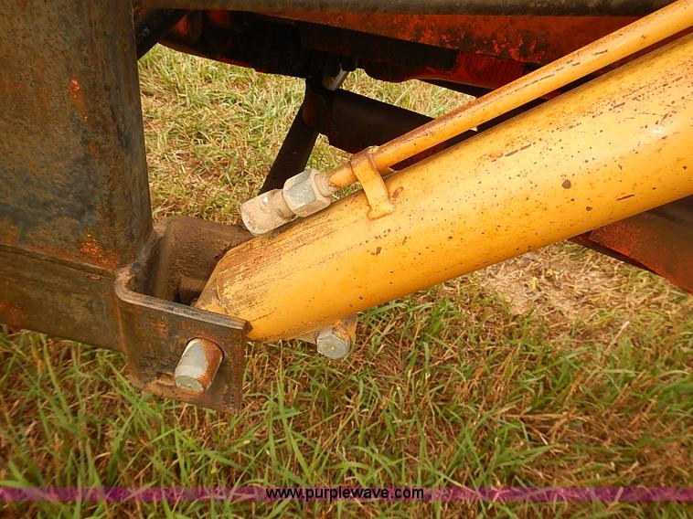 image for item J2180 1966 Allis Chalmers D17 Series IV tractor