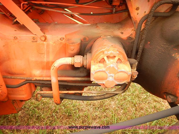 image for item J2180 1966 Allis Chalmers D17 Series IV tractor