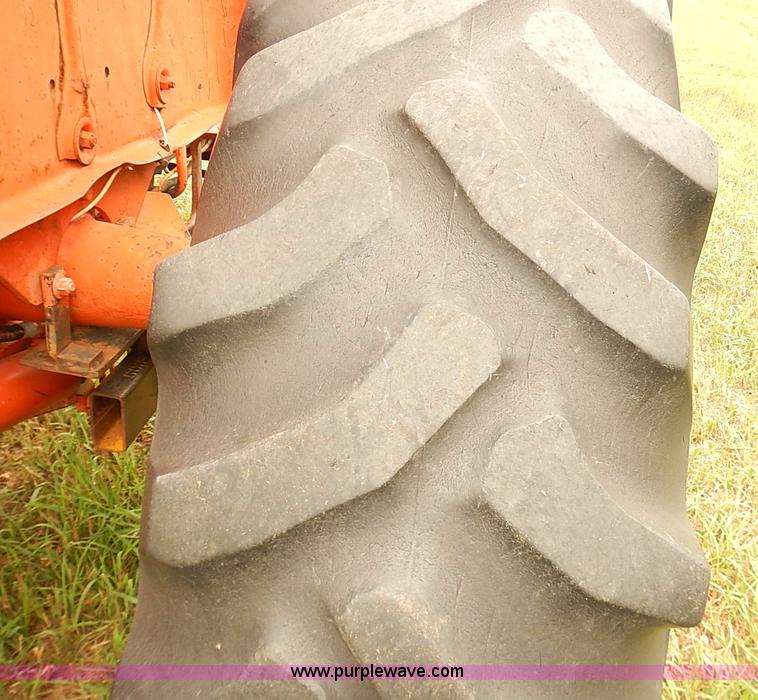 image for item J2180 1966 Allis Chalmers D17 Series IV tractor