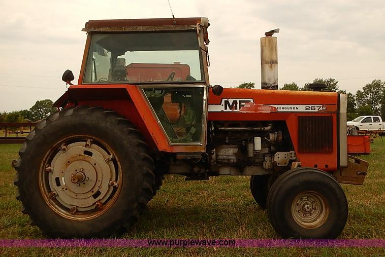 image for item J2181 1981 Massey Ferguson 2675 tractor